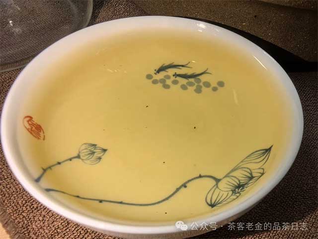 流星赶月普洱茶2024年凤凰窝高杆品质