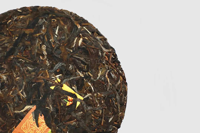 中茶易武正山珍藏版普洱茶