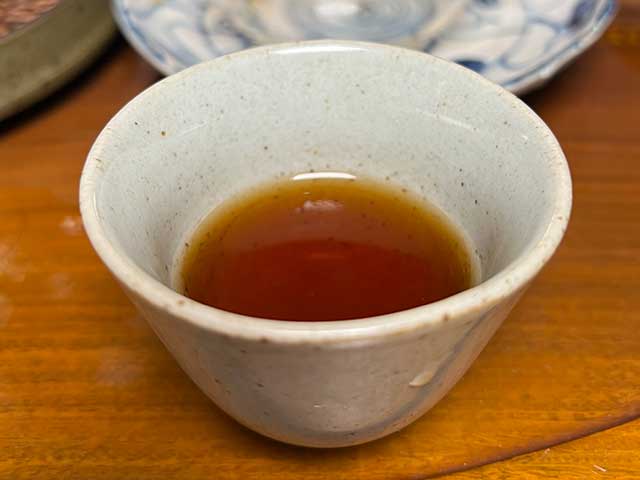 图为红版2020金魁熟普小饼品茗第三道茶汤