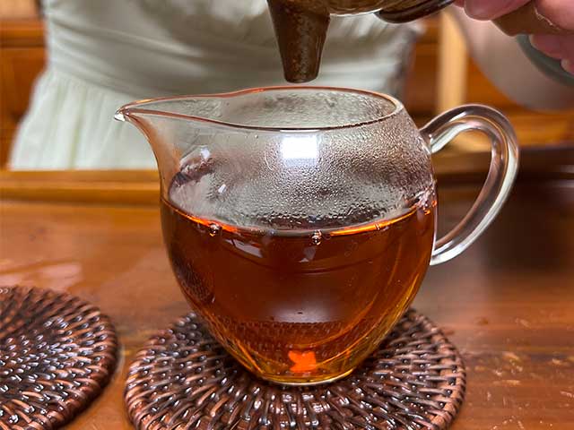 图为1998年健身沱品茗第八道汤体