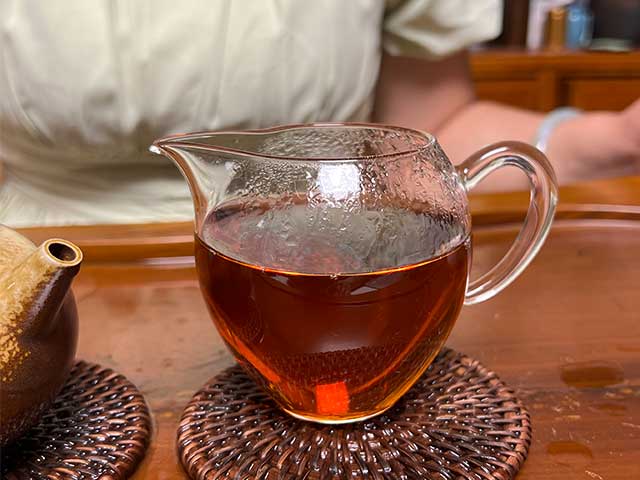图为1998年健身沱品茗第12道汤体
