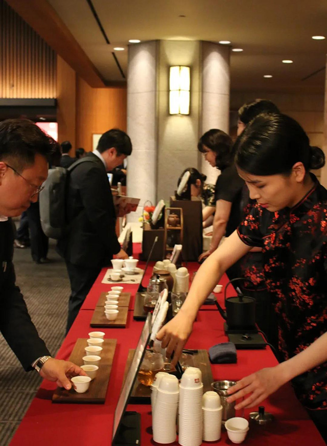 大益茶走进中国驻韩国大使馆