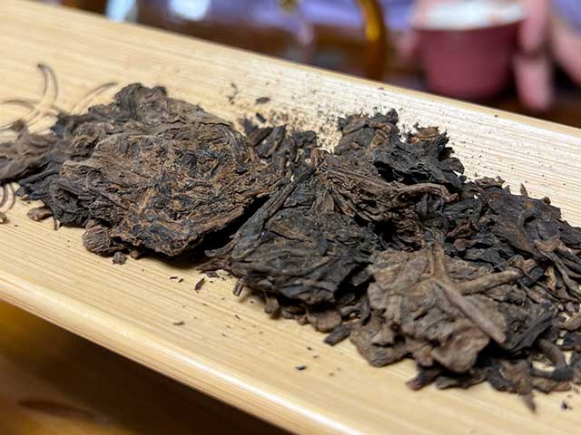 图为70年代易武千两茶
