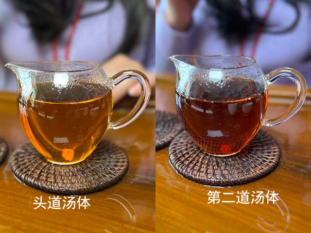 图为80年代末无纸飞台铁饼洗茶润茶头道茶汤