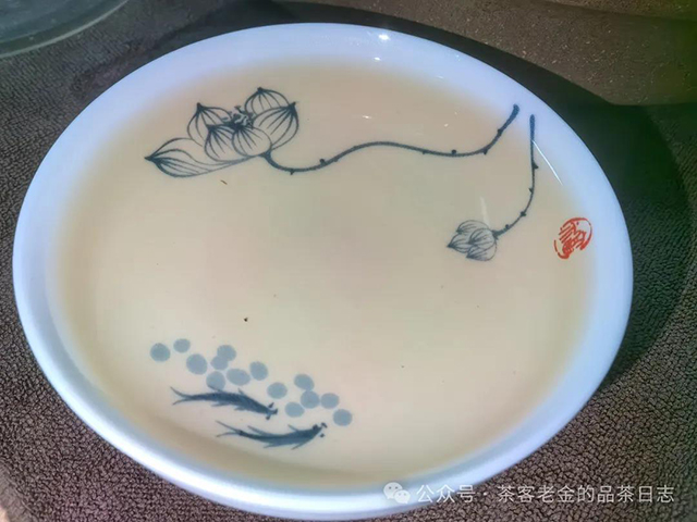 傣乡印象2013年老曼峨混采普洱茶品质特点