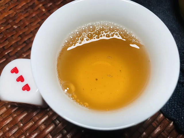 大益2401批7542普洱茶