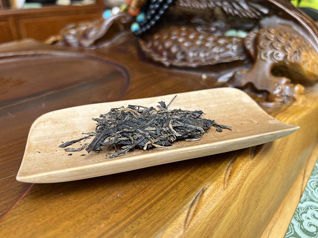 图为私藏茶2006年老曼峨普洱茶