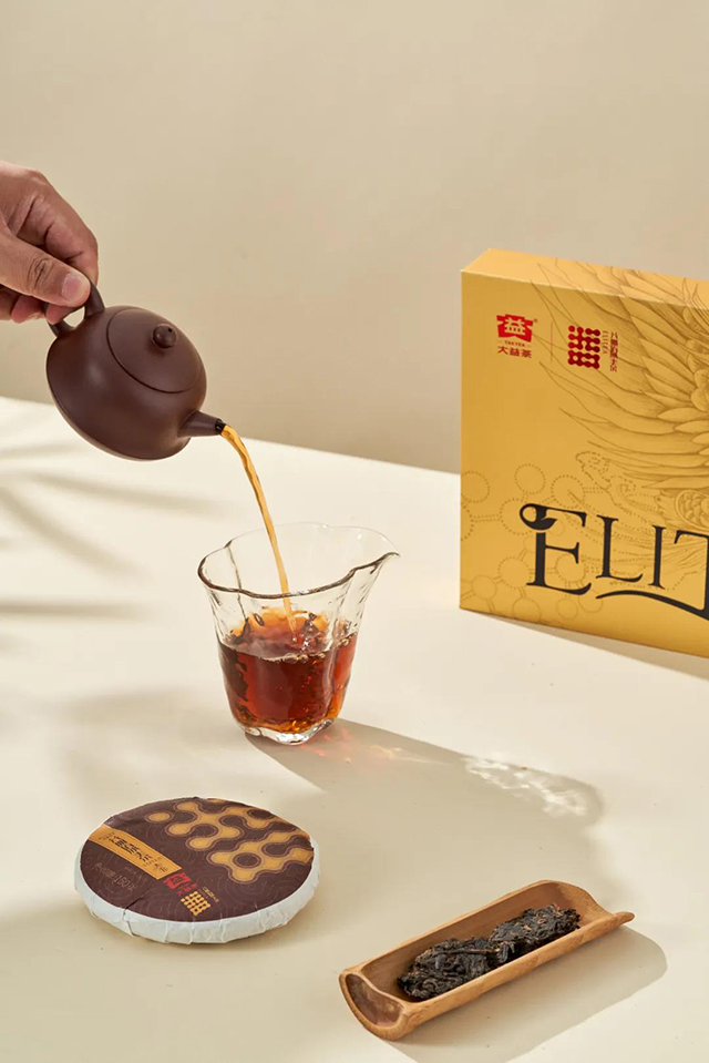 大益茶蛇饼
