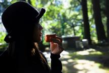 舌底泉鸣，耳畔松风｜东方生活美学中的世界茶事体系