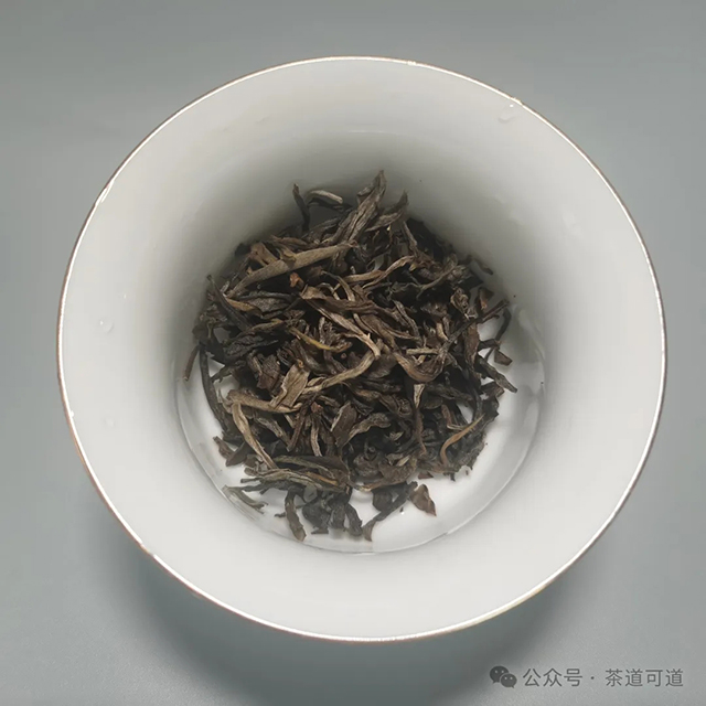 福海2024年班章普洱生茶散茶品鉴