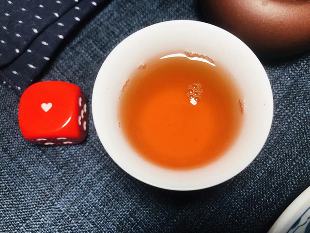 福今2014年珍藏青饼普洱茶品质特点