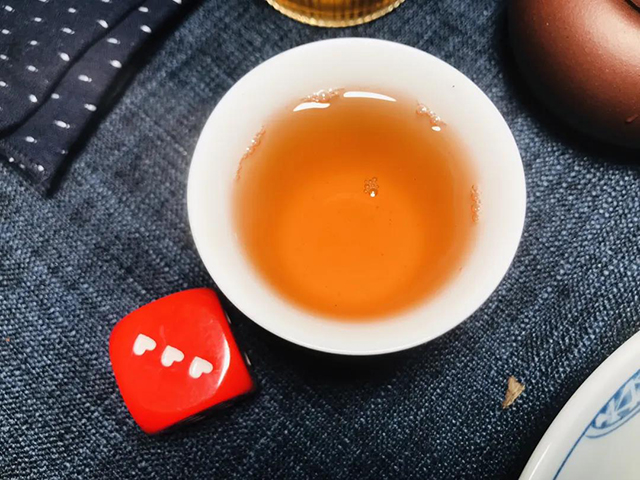 福今2014年珍藏青饼普洱茶品质特点
