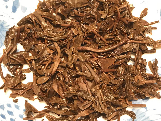 图为大益7542普洱茶