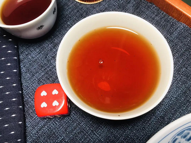 大益2004年玫瑰红大益熟砖普洱茶品质特点