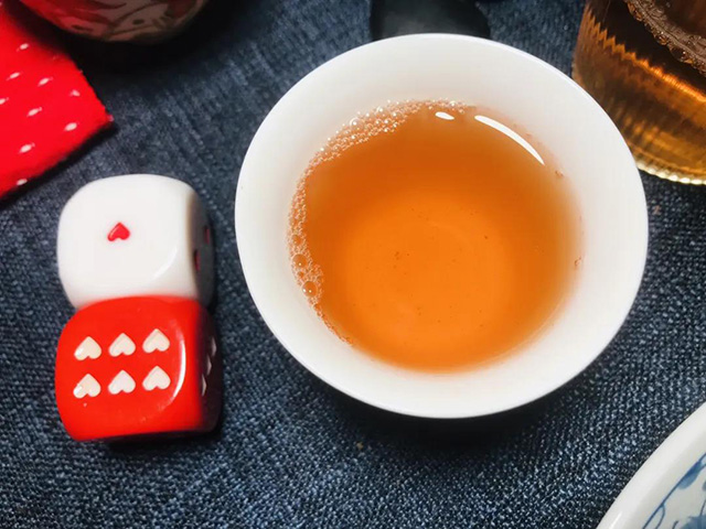 福今2009年四星青饼普洱茶