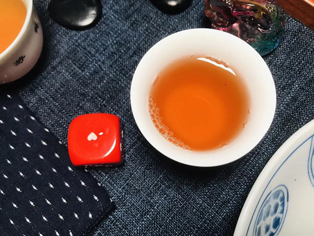 福今2013年珍藏青饼普洱茶品质特点