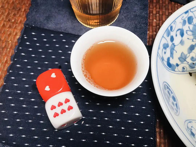 大益2007年701批8582青饼普洱茶品质特点