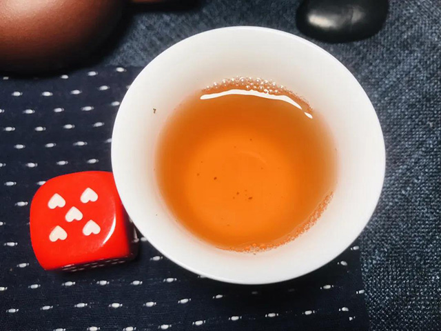 大益2012年龙腾盛世青饼普洱茶品质特点