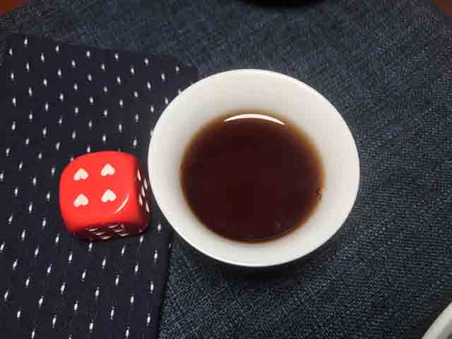 大益2012年金针白莲熟饼普洱茶品质特点