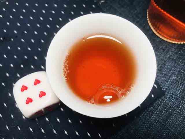 中茶吉幸牌2004年班章青砖普洱茶品质特点
