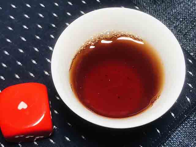 下关2012年金色印象方砖普洱茶品质特点