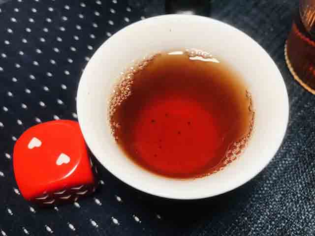 下关2012年金色印象方砖普洱茶品质特点