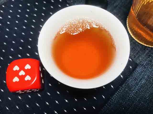 下关2012年金色印象方砖普洱茶品质特点