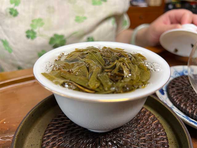 图为蓝版2024老班章小饼