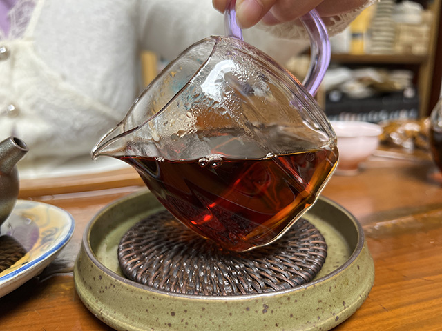 图为90年代绿印熟饼事业熟
