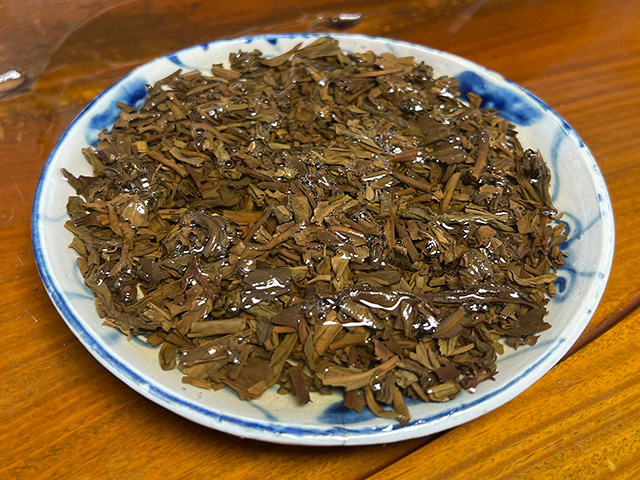 图为福海厂2003年易武正山小金瓜茶