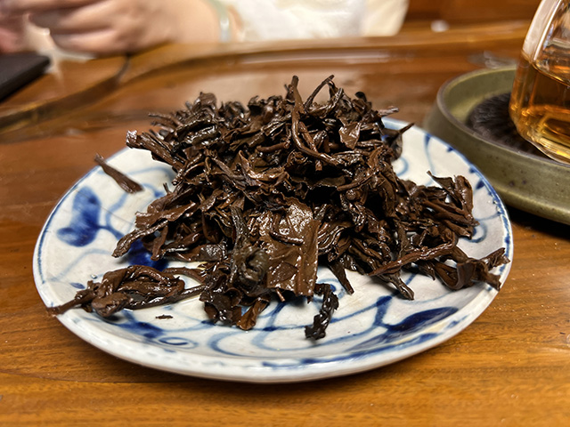 图为90年代绿印金花青饼