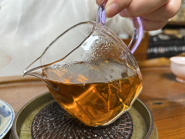 2003甲级易武圆茶