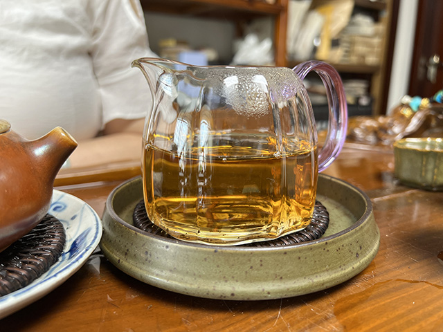 图为90年代中期下关飞台铁饼