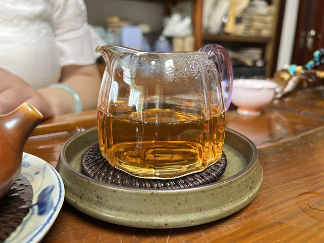 图为90年代中期下关飞台铁饼