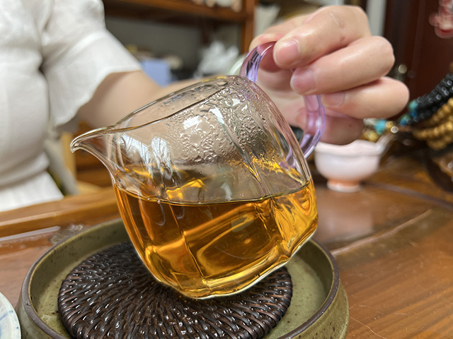 图为90年代中期下关飞台铁饼