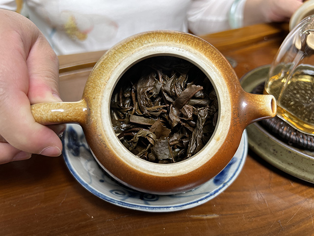 图为1998年尧安号易武圆茶