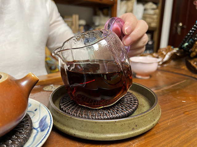 图为60年代英敏号青饼