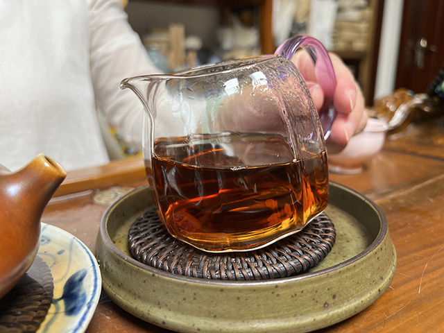 图为60年代英敏号青饼