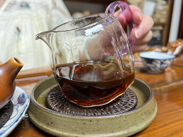图为60年代英敏号青饼