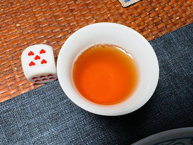 大益2012银大益普洱茶品质特点