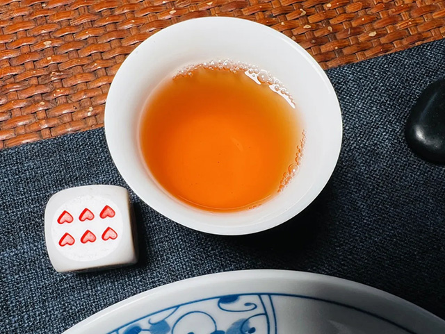 大益2012银大益普洱茶品质特点