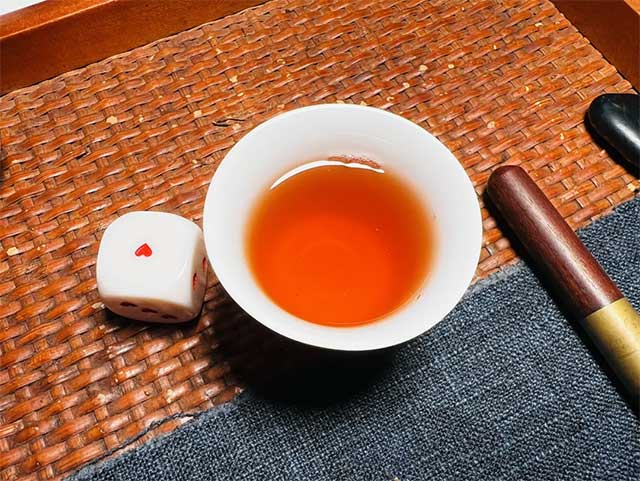 大益101一源青饼普洱茶品质特点