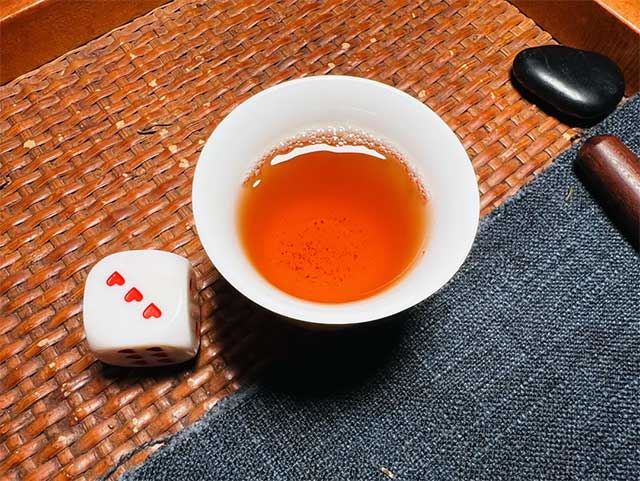 大益101一源青饼普洱茶品质特点