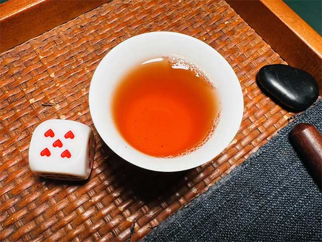 大益101一源青饼普洱茶品质特点
