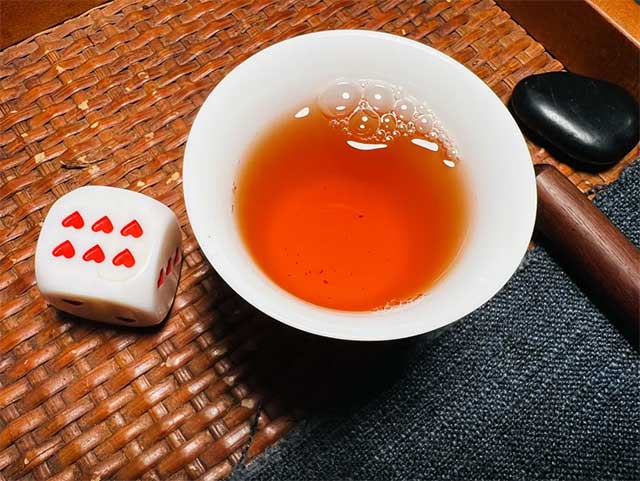 大益101一源青饼普洱茶品质特点