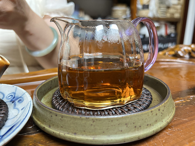 1996年花园茶厂首批敬字号青饼
