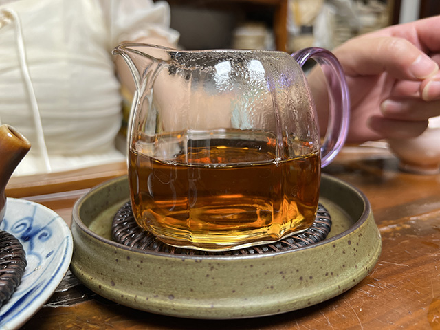 1996年花园茶厂首批敬字号青饼