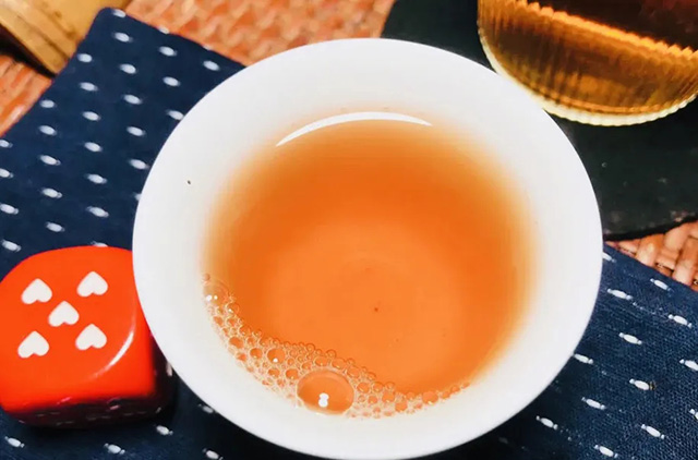 大益2012年203批次7542普洱茶品质特点