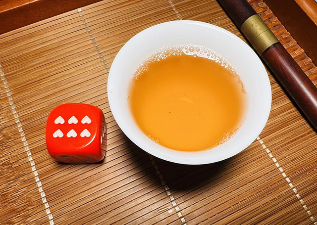 斗记2011年红金斗普洱茶品质特点