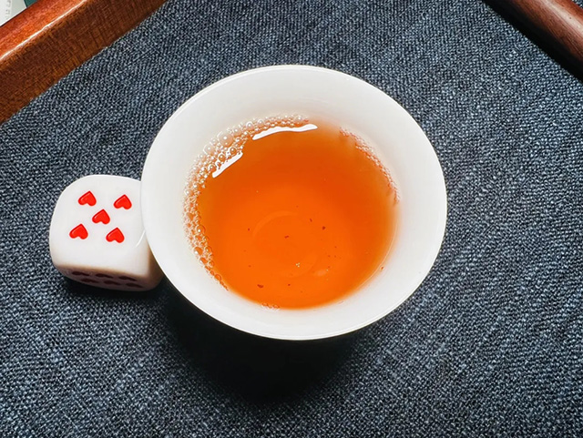 大益2003年世纪饼6公斤大饼普洱茶品质特点